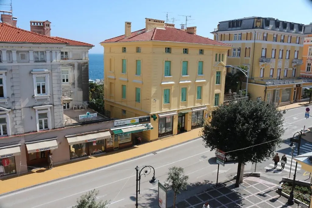Green Market Apartment Opatija Croatia