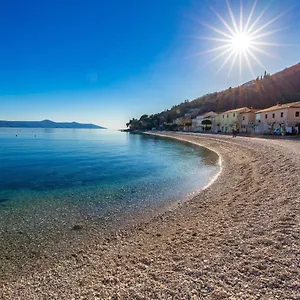  Apartman Maja With Free Private Parking And Lovely Sea View Terrace